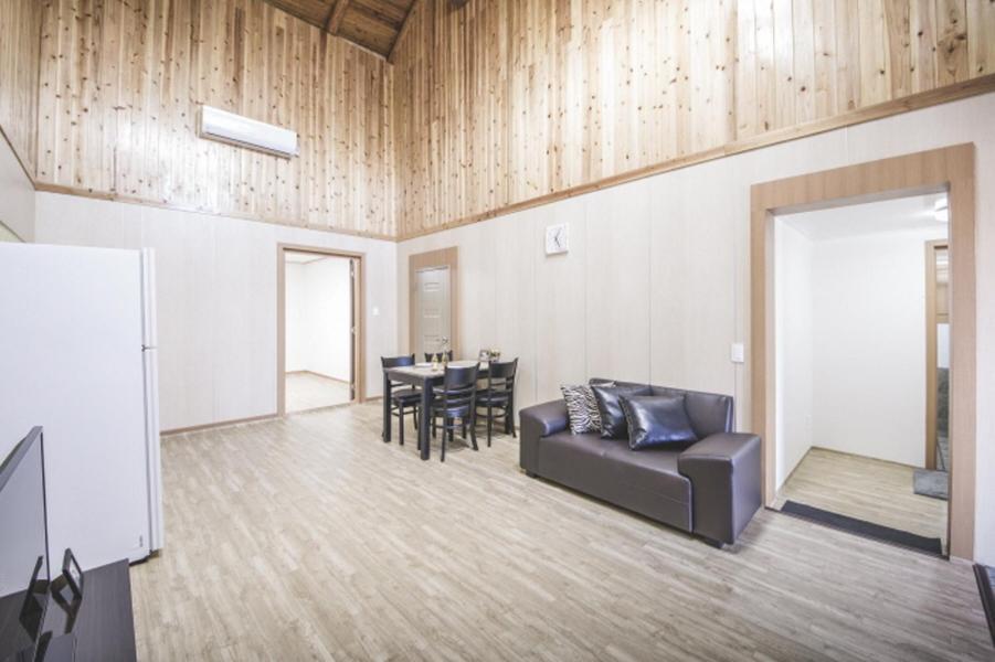 ג'גו Sunyang Village Pension מראה חיצוני תמונה