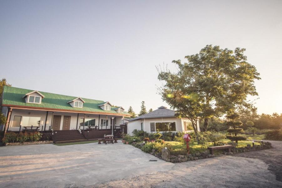 ג'גו Sunyang Village Pension מראה חיצוני תמונה